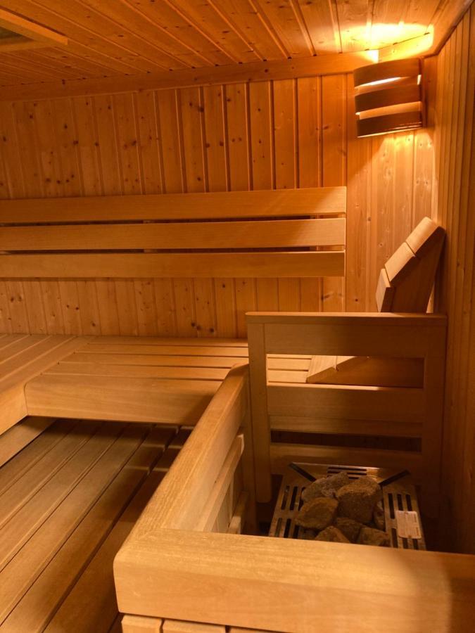 Haus Mit Sauna Und Privatem Badeteich In Anif Bei Salzburg Exteriér fotografie