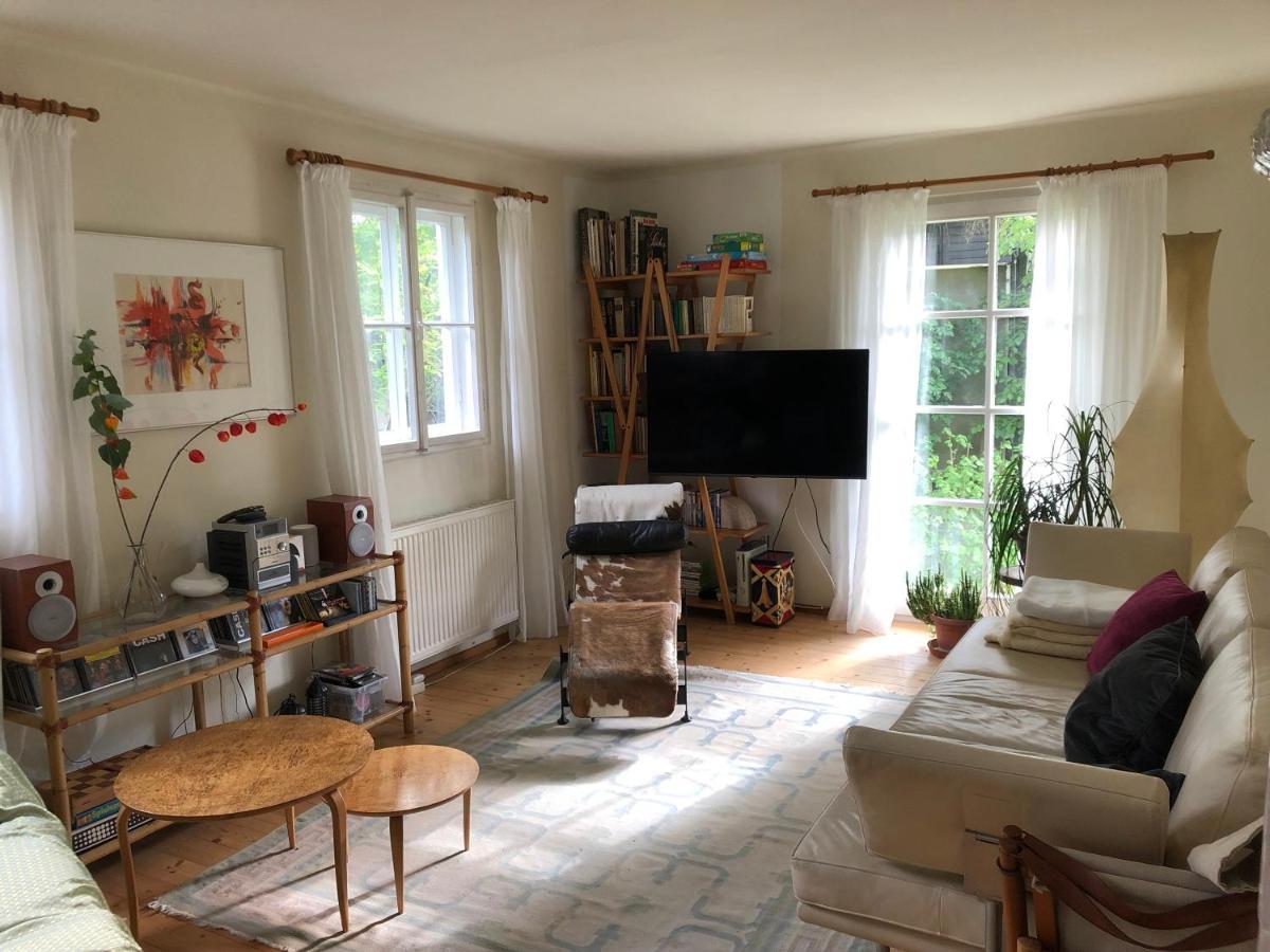 Haus Mit Sauna Und Privatem Badeteich In Anif Bei Salzburg Exteriér fotografie